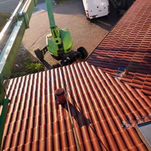 Monterey Peninsula Roof Washing Services