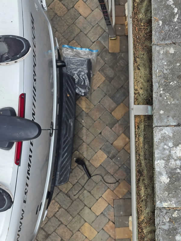 Choose Us for Gutter Cleaning