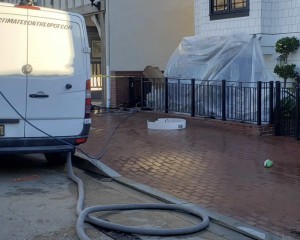 sidewalk-pressure-washing-002
